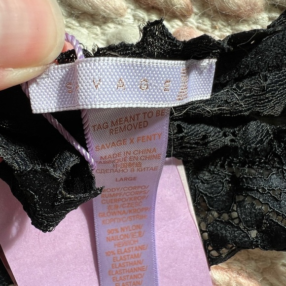 Savage X Fenty Floral Lace And Mesh Bralette Black Caviar size L NWT - Picture 14 of 14